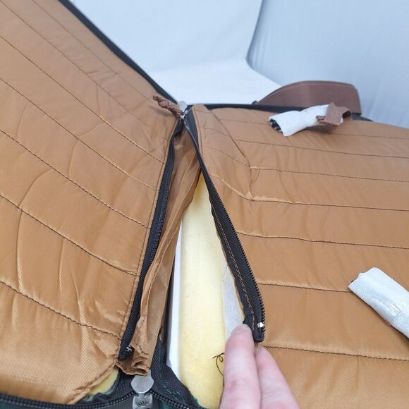 California Innovations Green Cushioned Foldable Seat Padded Stadium Seat Sports - Picture 7 of 11